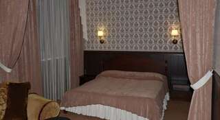 Гостиница Академия Курган Стандартный двухместный люкс с 1 кроватью-4